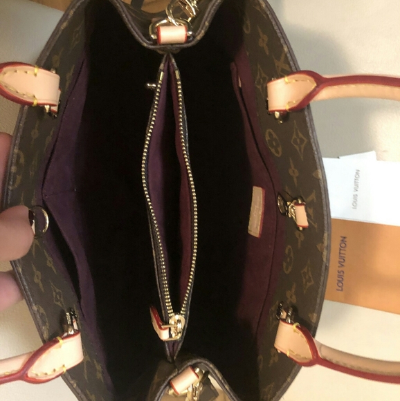 MONOGRAM CANVAS MM - Picture 3 of 8